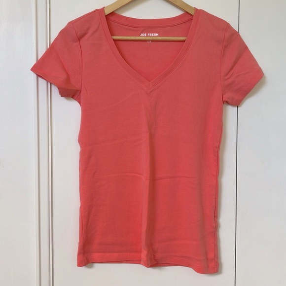 3/$15! Joe Fresh Women’s Short Sleeve V Neck T-Shirt. Size S - Picture 1 of 5